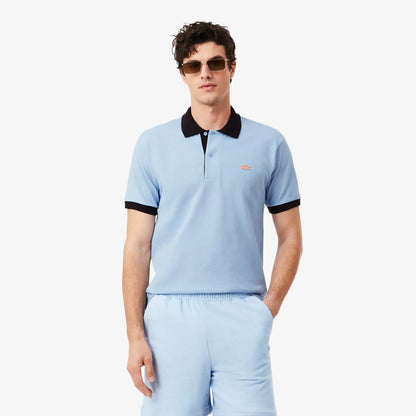 Klassisches Polohemd mit kontrastierendem Rippbündchen