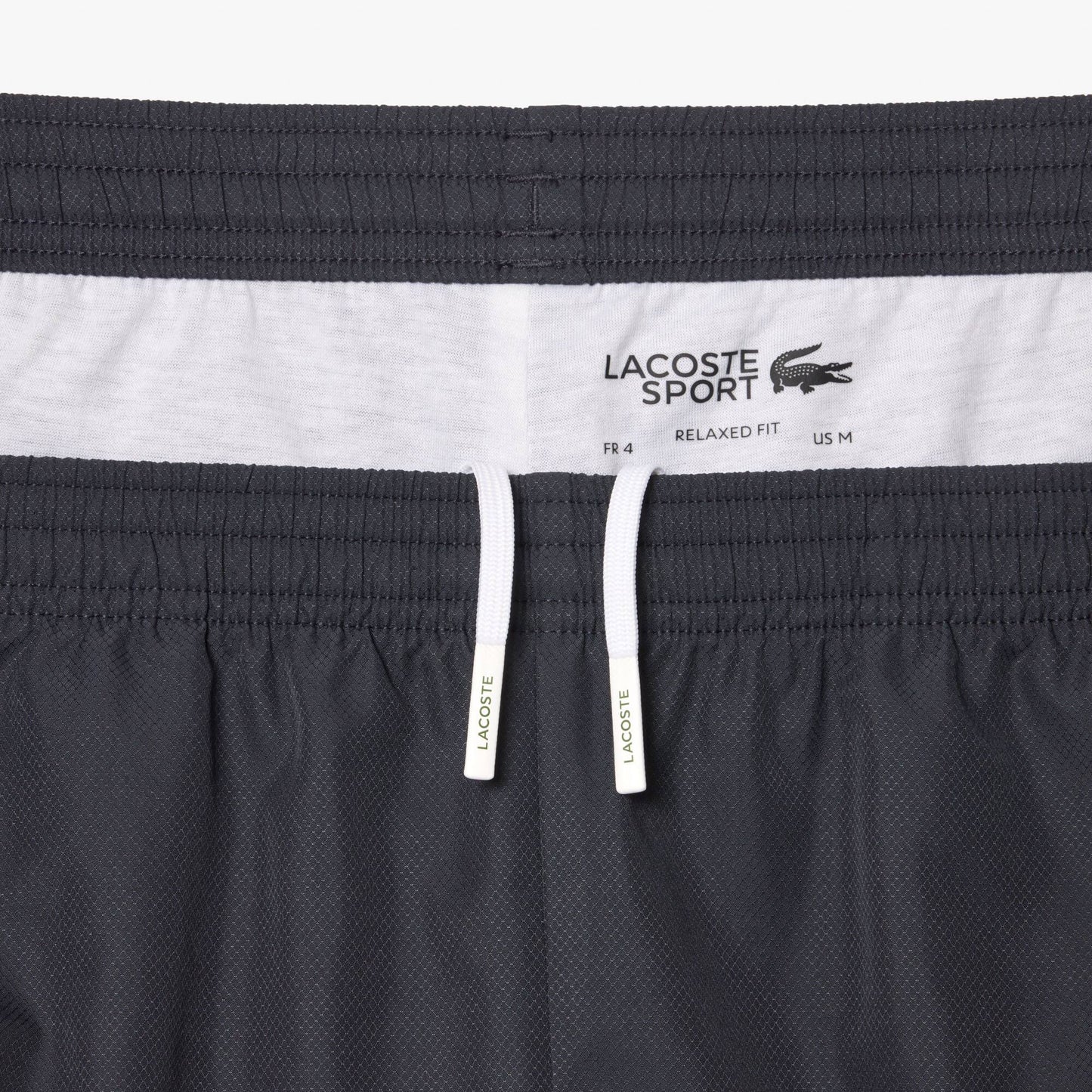 Sportliche leichte Jogginghose