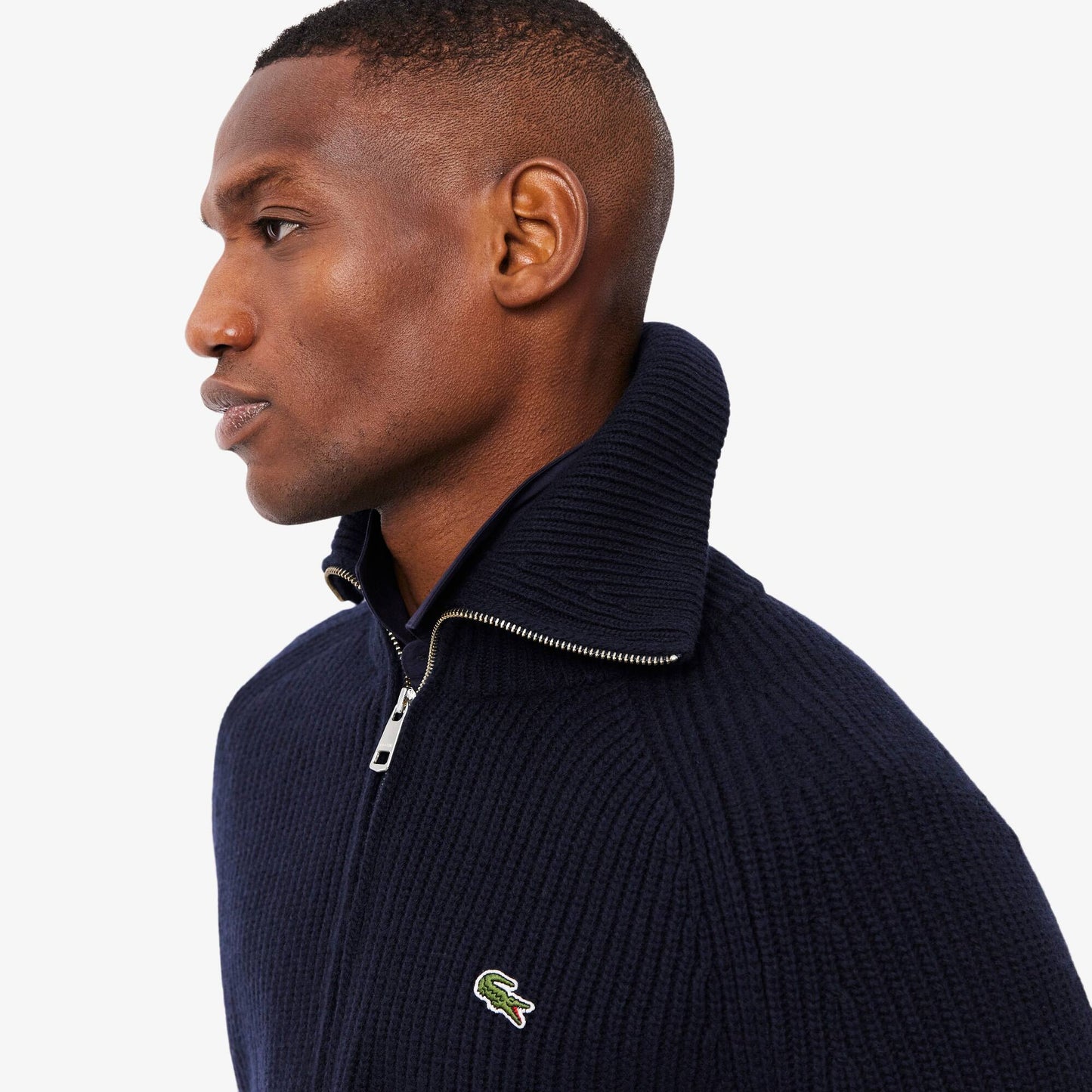 Hochgeschlossener Wollpullover mit Reißverschluss