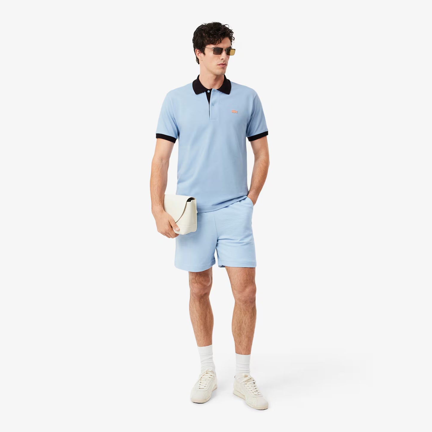 Klassisches Polohemd mit kontrastierendem Rippbündchen
