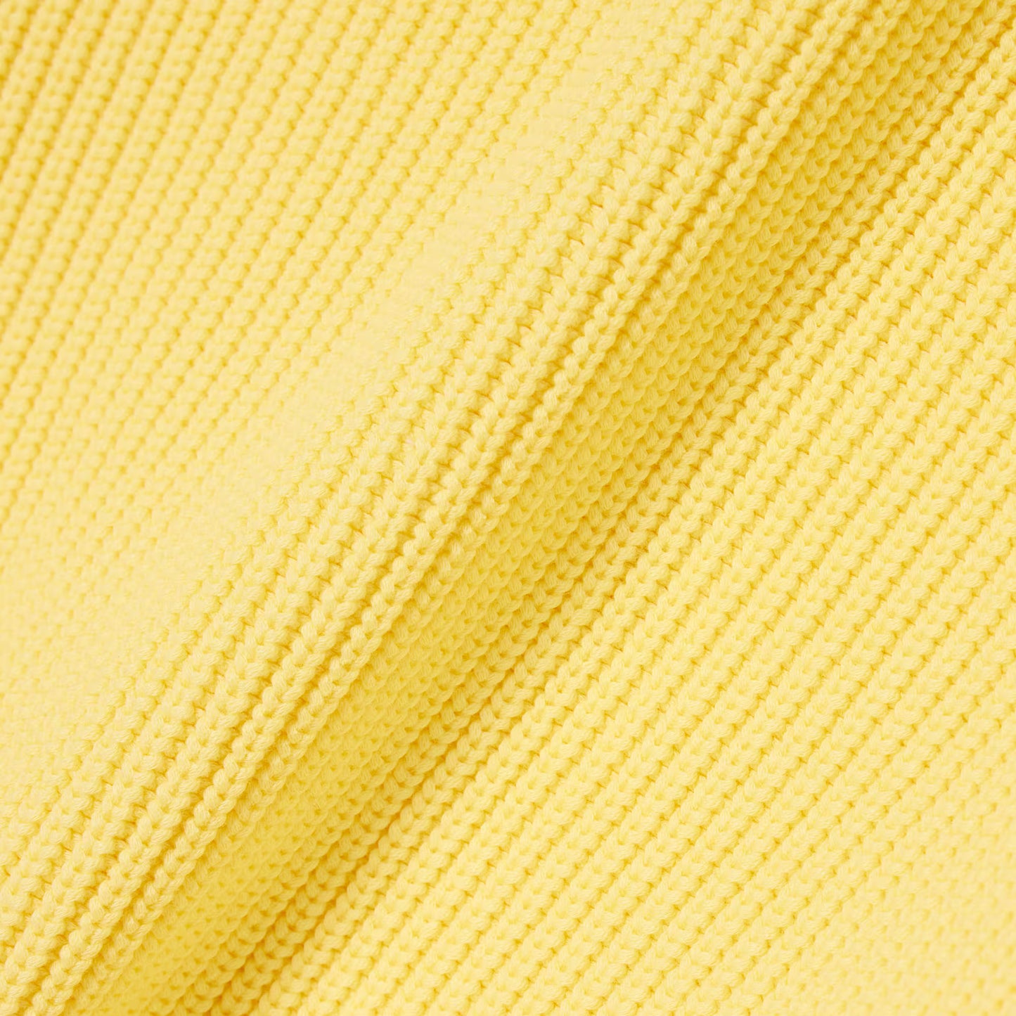 Pullover mit Perlen und Rippstrick-Applikation