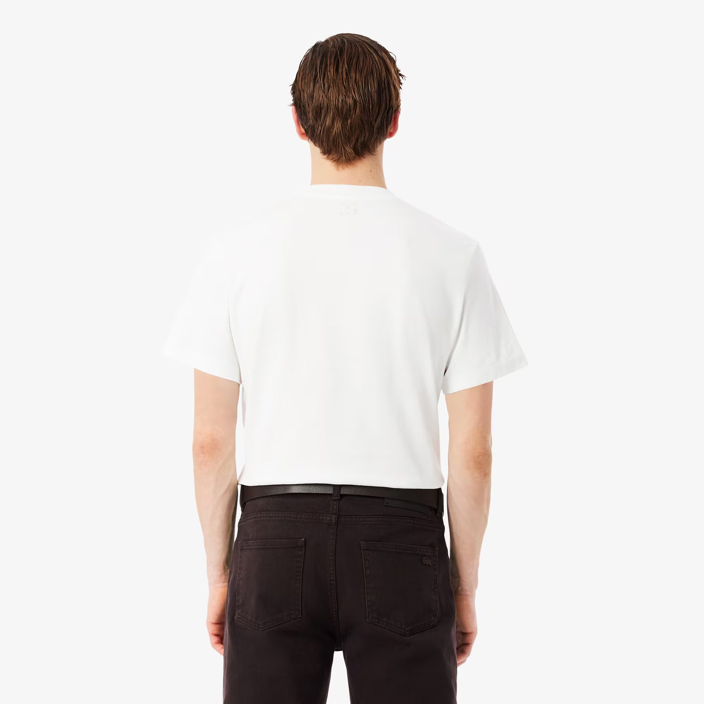 Klassisch geschnittenes T-Shirt mit großem Abzeichen-Akzent